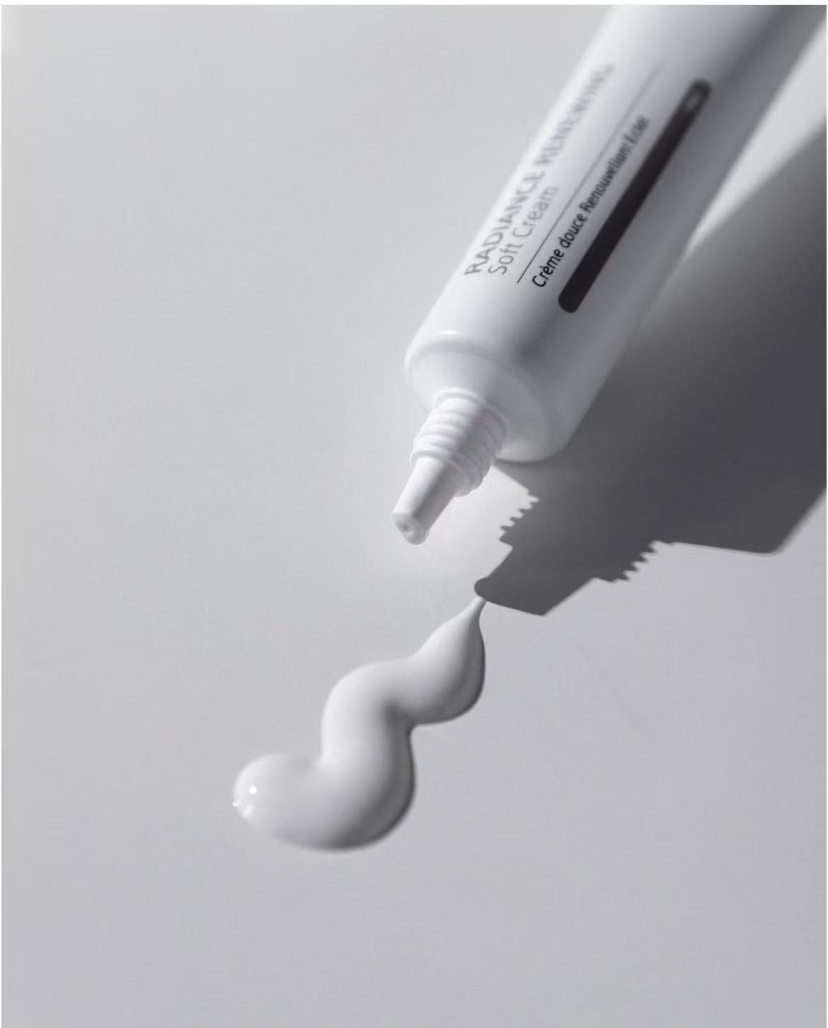 レディアンス リフレッシュ ソフトクリーム RADIANCE RENEWING Soft Cream